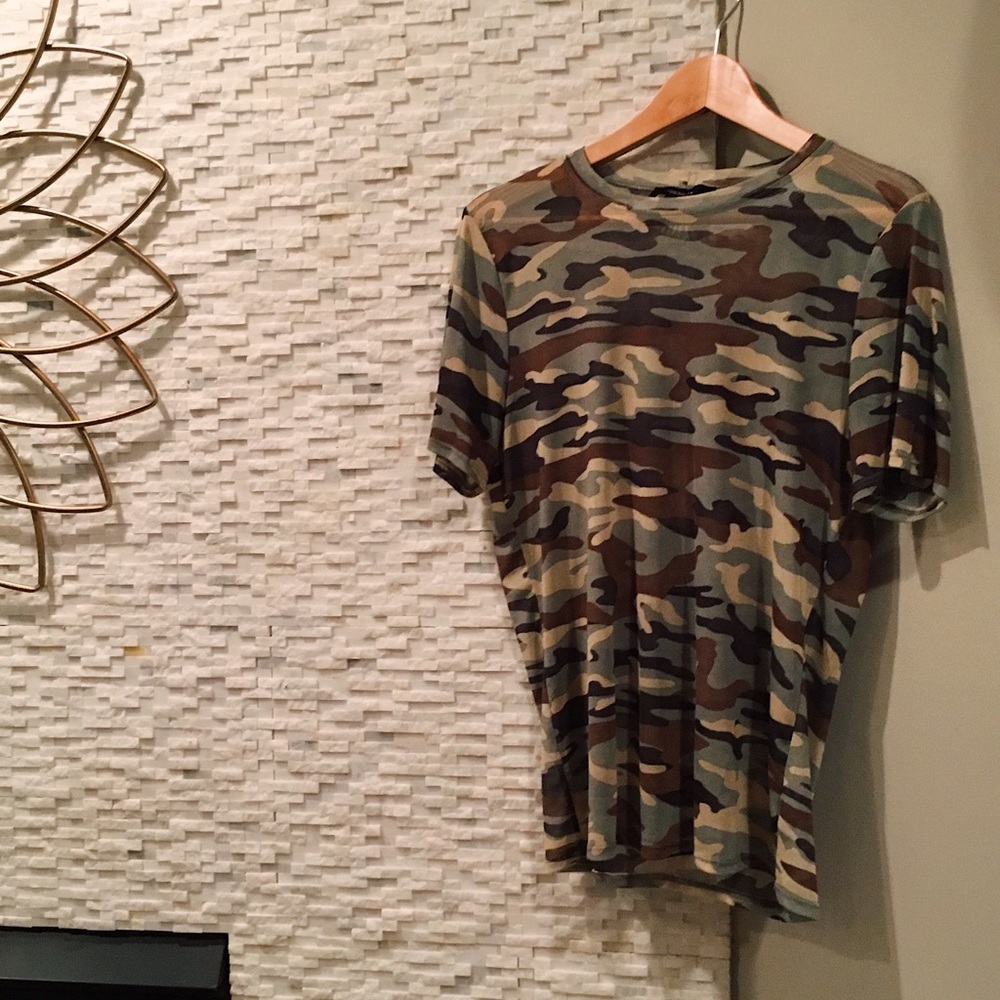 Camo-Print Mesh T-shirt
